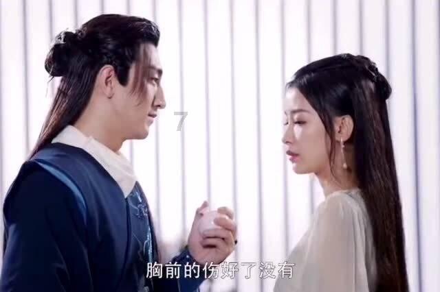 托克集团称被导弹击中的油轮载有俄罗斯燃料
