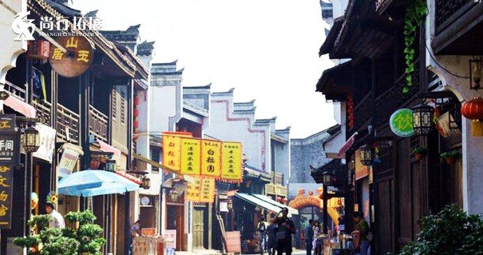 小轿车一般四个轮胎,四个轮胎全部爆胎,还可以叫拖车公司拖走吗?知识星球,专注知识分享与交流平台